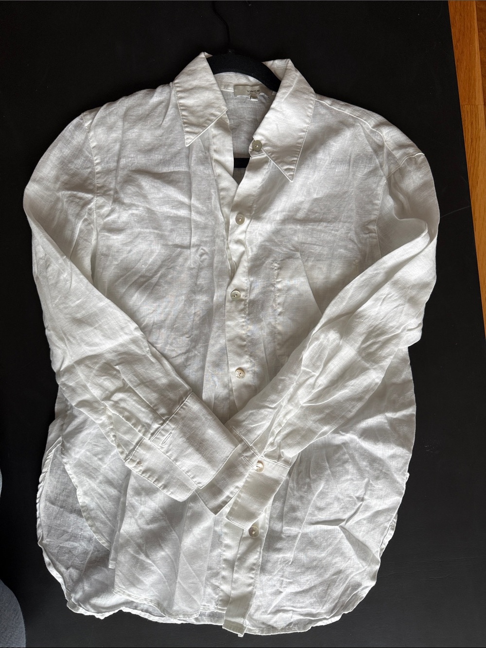 Vince White Linen Shirt with Pearl Mother Button